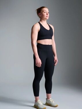 Mid-Rise Black Athletic Leggings - Women